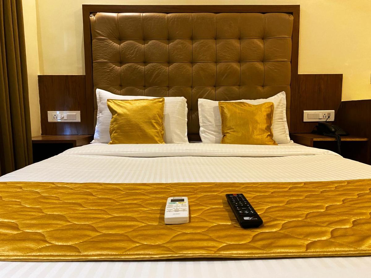 Hotel Pearl'S Bkc Inn- Near Trade Centre, Visa Consulate Bombay Extérieur photo