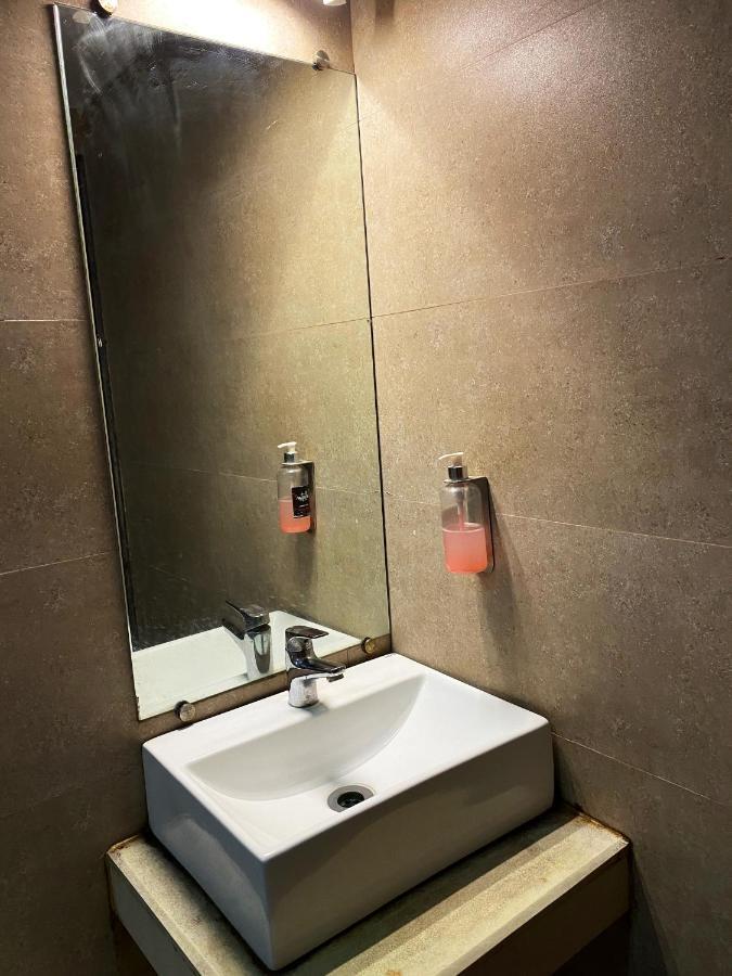 Hotel Pearl'S Bkc Inn- Near Trade Centre, Visa Consulate Bombay Extérieur photo